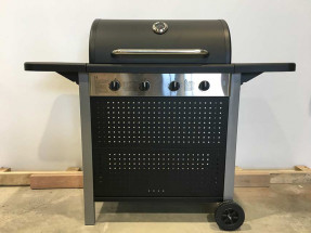 Mitre10.4burnerBBQ1